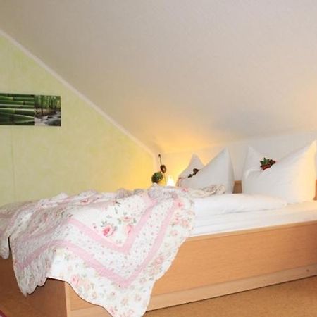 Hotel Gruener Baum Stollberg Exterior photo